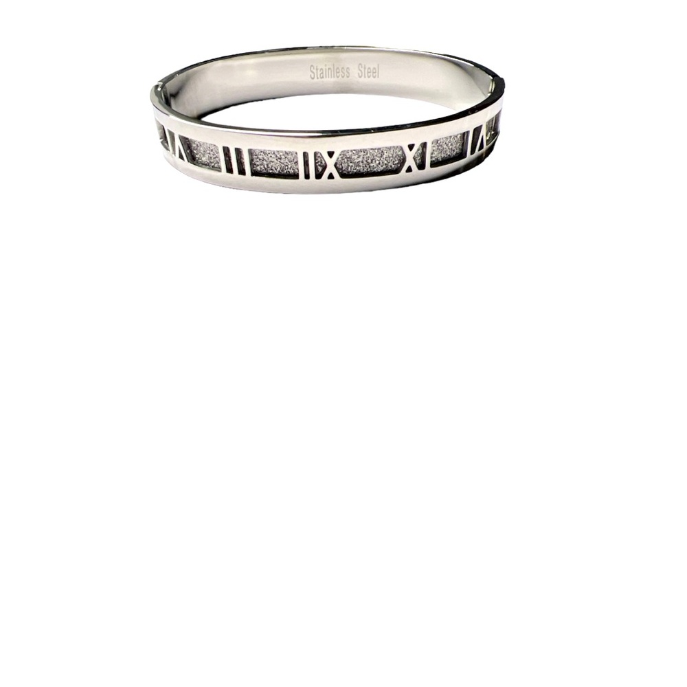 Roman Numeral Silver C-Bracelet